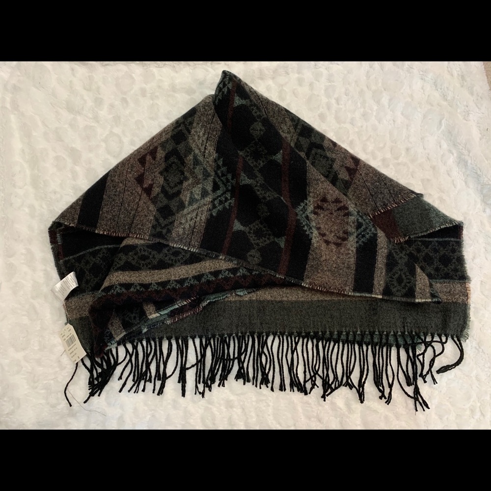 🌟3 for 30🌟 🆕 SCARF with fringe